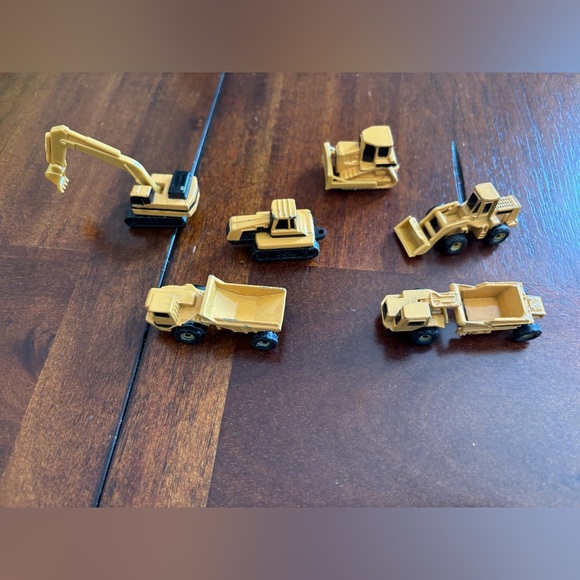 Ertl Die Cast Mini Construction Car Toys 1991 Lot And A Brand New Matchbox - Picture 14 of 15